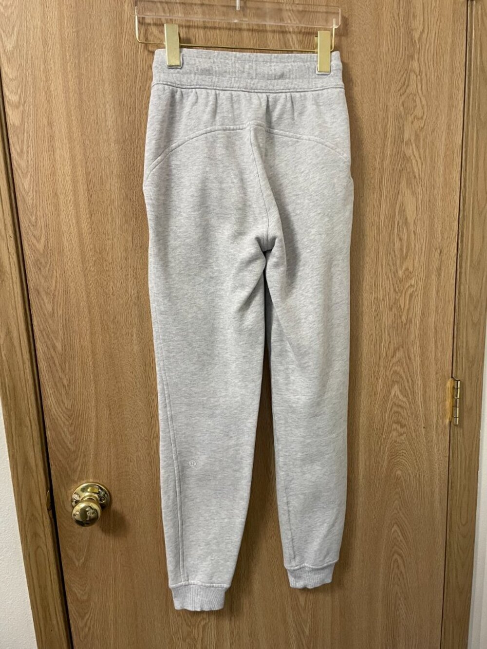 Lululemon Scuba Joggers - Picture 3 of 6